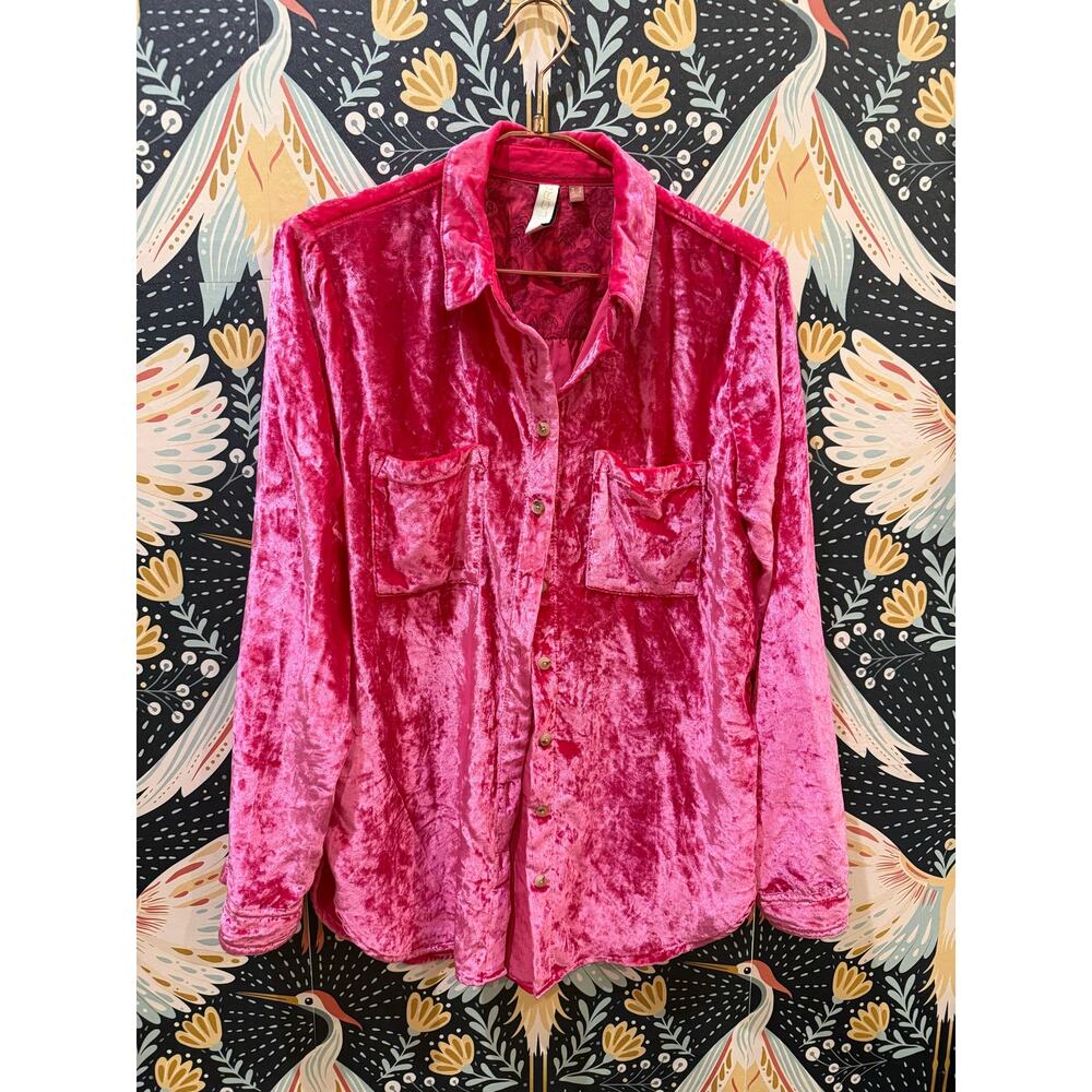 Pilcro “the Hadley” pink velvet button-down shirt. Size 6 - Picture 2 of 5